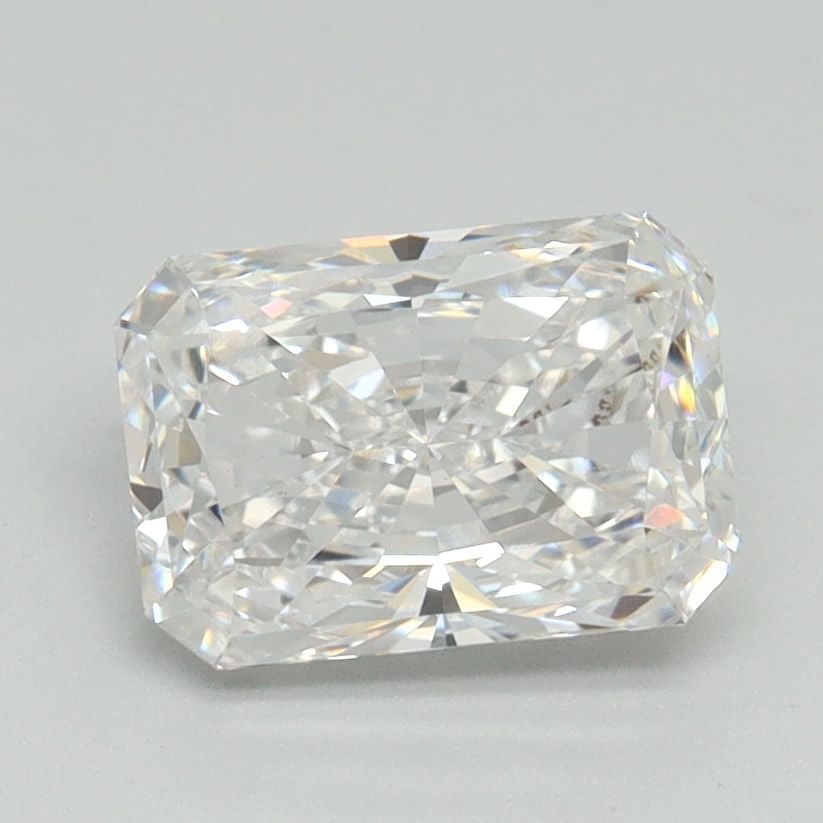 Loose Diamond - RADIANT 1.6ct E VS2: Loose Diamond - RADIANT 1.6ct E VS2 Source: This is a real non-mined Diamond that has been grown in a lab Shape: RADIANT Carats: 1.6 Color: E Clarity: VS2 Certification: NONE Video: