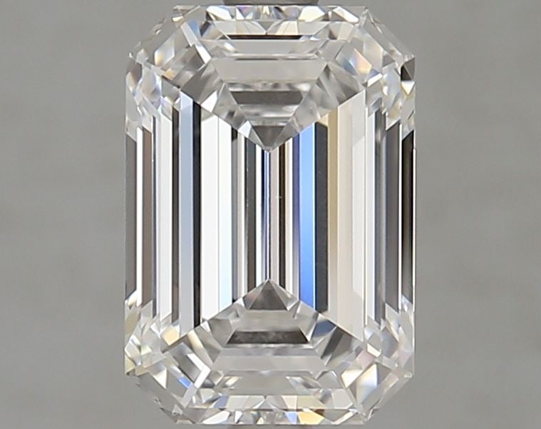 Loose Diamond - EMERALD 2.65ct D VVS1: Loose Diamond - EMERALD 2.65ct D VVS1 Source: This is a real non-mined Diamond that has been grown in a lab Shape: EMERALD Carats: 2.65 Color: D Clarity: VVS1 Certification: GIA Video: