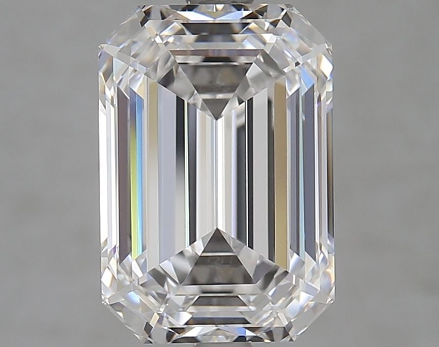 Loose Diamond - EMERALD 4.03ct D VVS1: Loose Diamond - EMERALD 4.03ct D VVS1 Source: This is a real non-mined Diamond that has been grown in a lab Shape: EMERALD Carats: 4.03 Color: D Clarity: VVS1 Certification: GIA Video: Video Link