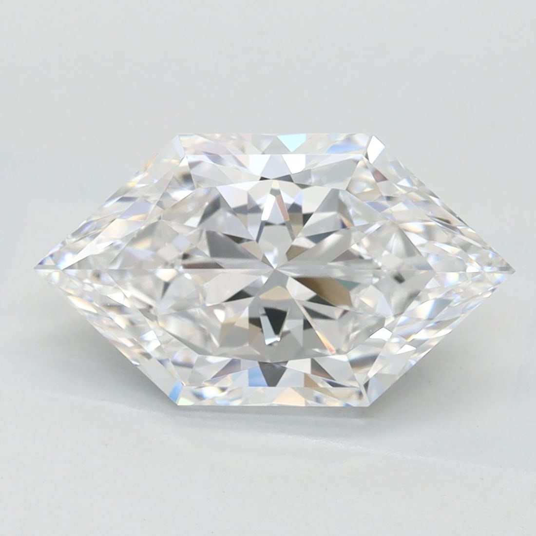 Loose Diamond - HEXAGONAL 2.21ct D IF: Loose Diamond - HEXAGONAL 2.21ct D IF Source: This is a real non-mined Diamond that has been grown in a lab Shape: HEXAGONAL Carats: 2.21 Color: D Clarity: IF Certification: IGI Video: