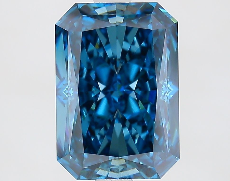 Loose Diamond - RADIANT 3.35ct Fancy Vivid Blue VS1: Loose Diamond - RADIANT 3.35ct Fancy Vivid Blue VS1 Source: This is a real non-mined Diamond that has been grown in a lab Shape: RADIANT Carats: 3.35 Color: Fancy Vivid Blue Certification: IGI Video: