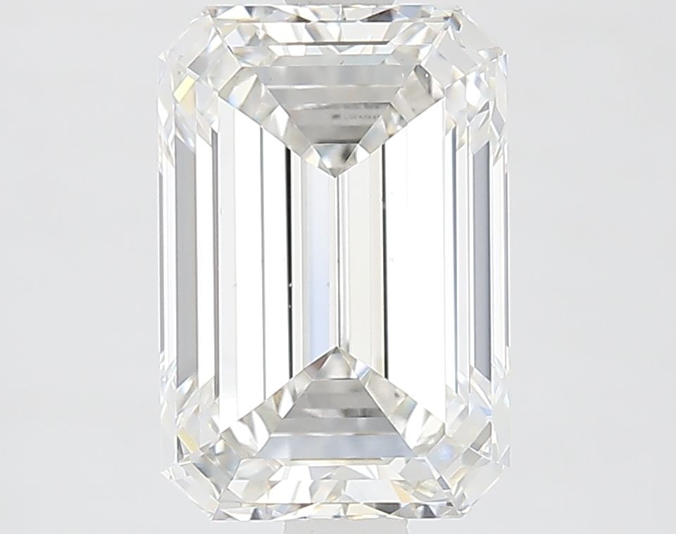 Loose Diamond - EMERALD 2.64ct G VS1: Loose Diamond - EMERALD 2.64ct G VS1 Source: This is a real non-mined Diamond that has been grown in a lab Shape: EMERALD Carats: 2.64 Color: G Clarity: VS1 Certification: IGI Video: