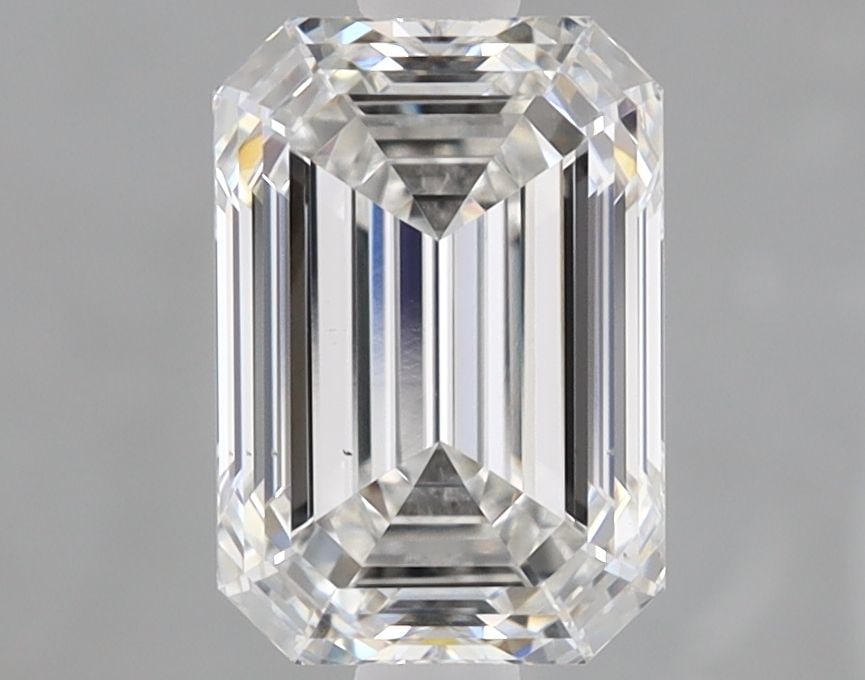 Loose Diamond - EMERALD 1.59ct E VS2: Loose Diamond - EMERALD 1.59ct E VS2 Source: This is a real non-mined Diamond that has been grown in a lab Shape: EMERALD Carats: 1.59 Color: E Clarity: VS2 Certification: IGI Video: Video Link
