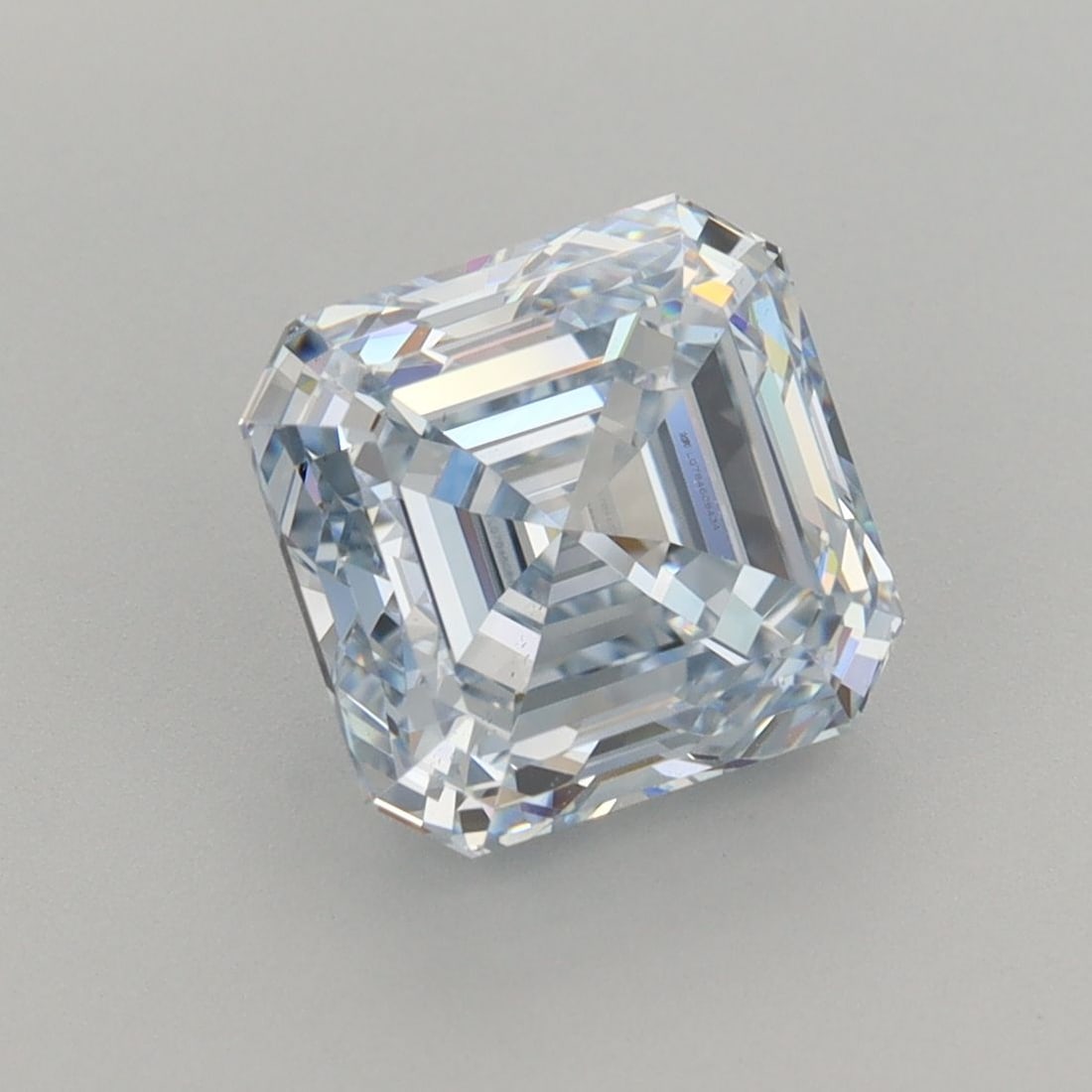 Loose Diamond - ASSCHER 3.03ct Fancy Blue VS2: Loose Diamond - ASSCHER 3.03ct Fancy Blue VS2 Source: This is a real non-mined Diamond that has been grown in a lab Shape: ASSCHER Carats: 3.03 Color: Fancy Blue Certification: IGI Additional images a