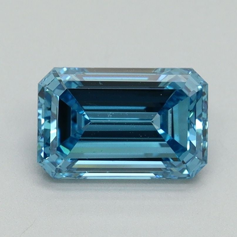 Loose Diamond - EMERALD 1.34ct Fancy Vivid Blue VS1: Loose Diamond - EMERALD 1.34ct Fancy Vivid Blue VS1 Source: This is a real non-mined Diamond that has been grown in a lab Shape: EMERALD Carats: 1.34 Color: Fancy Vivid Blue Certification: IGI Video: