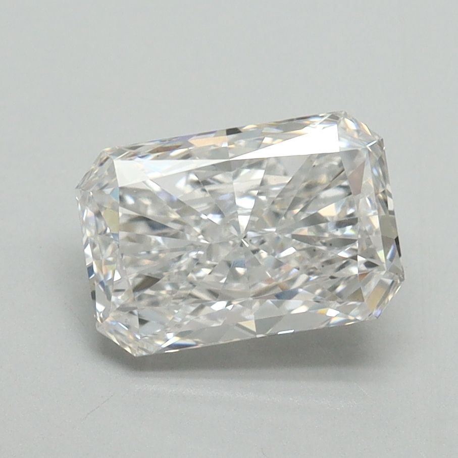 Loose Diamond - RADIANT 1.52ct E VS1: Loose Diamond - RADIANT 1.52ct E VS1 Source: This is a real non-mined Diamond that has been grown in a lab Shape: RADIANT Carats: 1.52 Color: E Clarity: VS1 Certification: GSI Video: