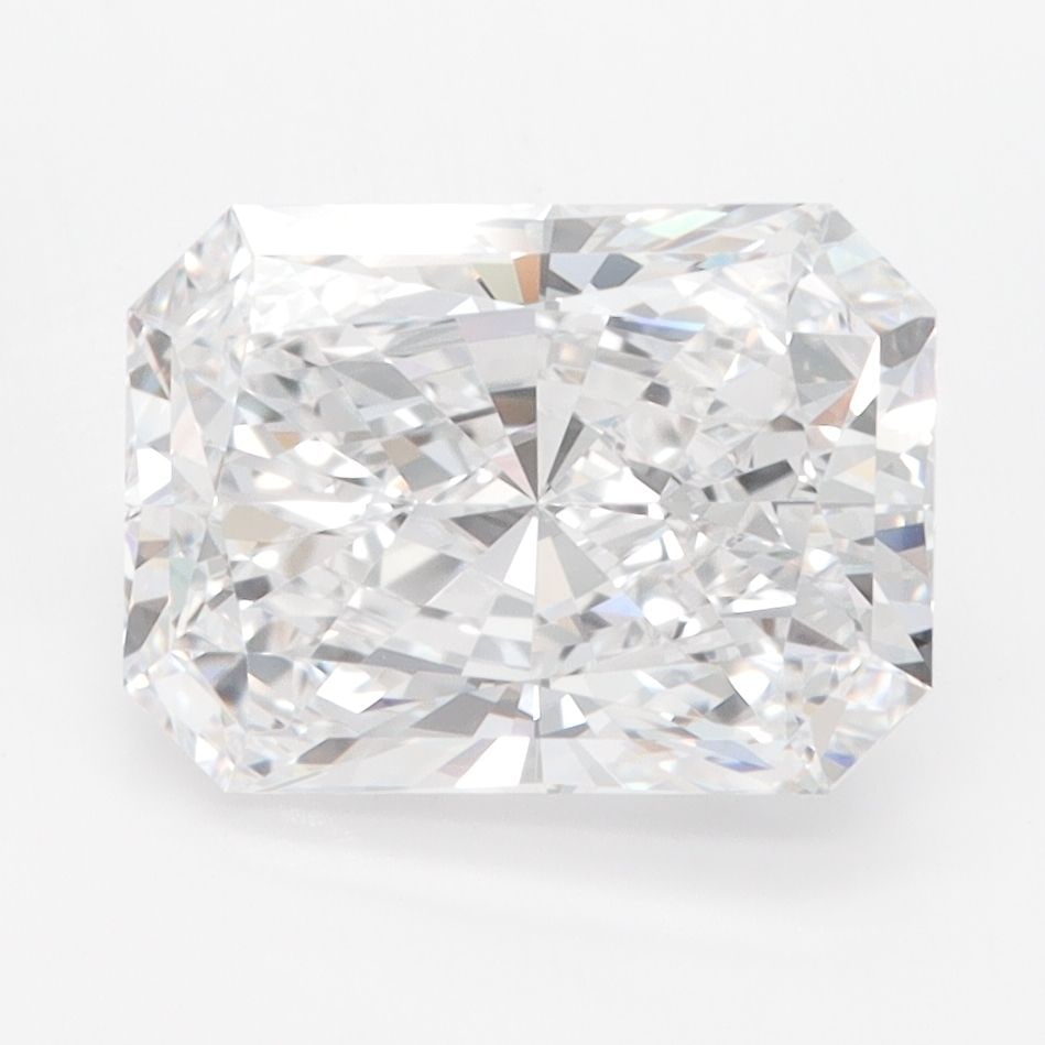 Loose Diamond - RADIANT 3.1ct D IF: Loose Diamond - RADIANT 3.1ct D IF Source: This is a real non-mined Diamond that has been grown in a lab Shape: RADIANT Carats: 3.1 Color: D Clarity: IF Certification: IGI Video: