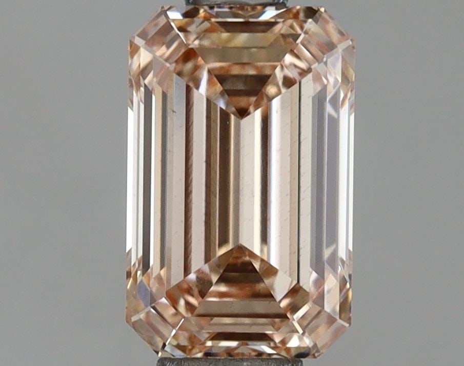 Loose Diamond - EMERALD 1.13ct Fancy Brown Pink VS2: Loose Diamond - EMERALD 1.13ct Fancy Brown Pink VS2 Source: This is a real non-mined Diamond that has been grown in a lab Shape: EMERALD Carats: 1.13 Color: Fancy Brown Pink Certification: IGI Video: