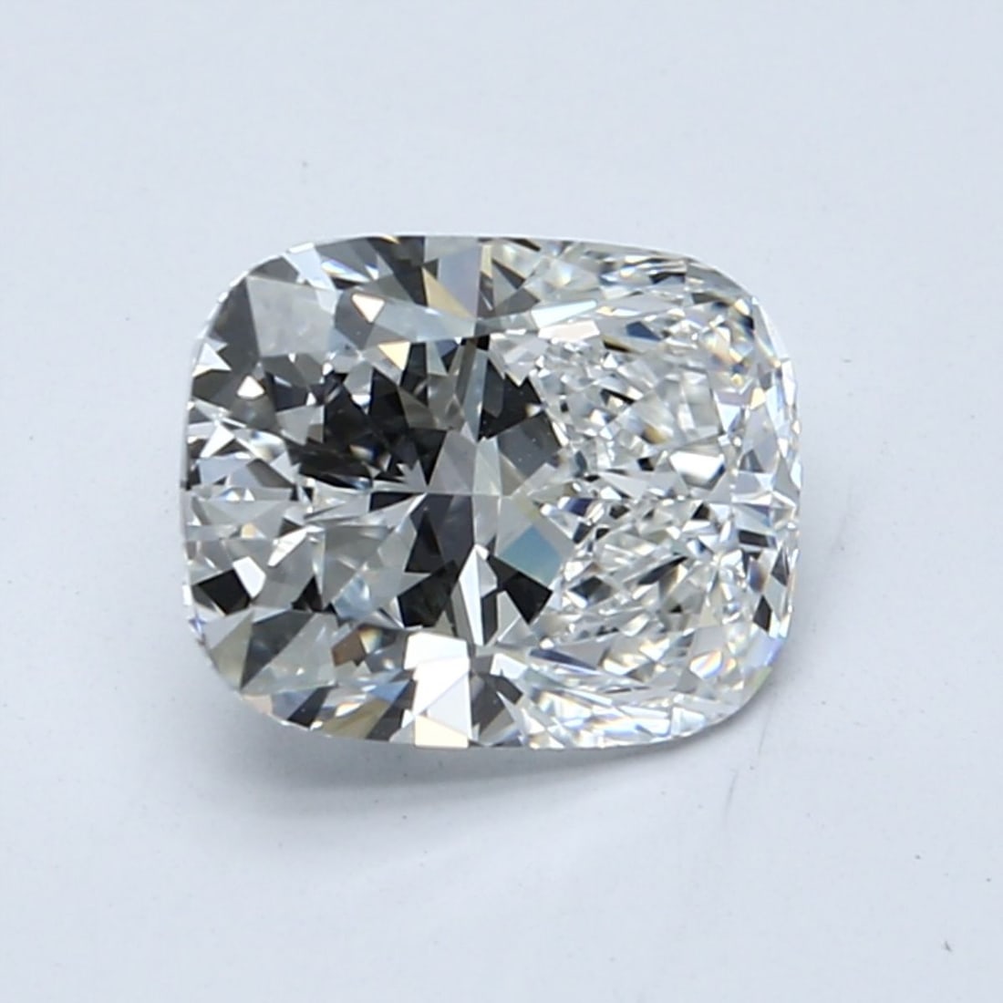 Loose Diamond - CUSHION MODIFIED 1.51ct E VVS2: Loose Diamond - CUSHION MODIFIED 1.51ct E VVS2 Source: This is a real non-mined Diamond that has been grown in a lab Shape: CUSHION MODIFIED Carats: 1.51 Color: E Clarity: VVS2 Certification: GIA Vide