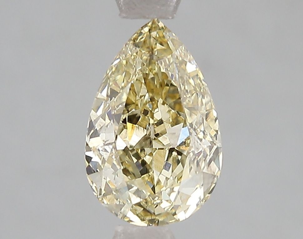 Loose Diamond - PEAR 1.6ct Fancy Intense Yellow SI1: Loose Diamond - PEAR 1.6ct Fancy Intense Yellow SI1 Source: This is a real non-mined Diamond that has been grown in a lab Shape: PEAR Carats: 1.6 Color: Fancy Intense Yellow Certification: IGI Video: