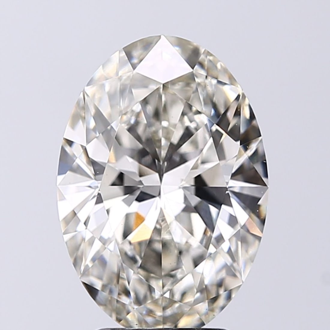 Loose Diamond - OVAL 3.52ct H VS1: Loose Diamond - OVAL 3.52ct H VS1 Source: This is a real non-mined Diamond that has been grown in a lab Shape: OVAL Carats: 3.52 Color: H Clarity: VS1 Certification: IGI Video: