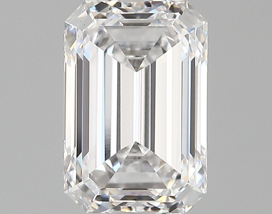 Loose Diamond - EMERALD 2.91ct D VS1: Loose Diamond - EMERALD 2.91ct D VS1 Source: This is a real non-mined Diamond that has been grown in a lab Shape: EMERALD Carats: 2.91 Color: D Clarity: VS1 Certification: IGI Video: