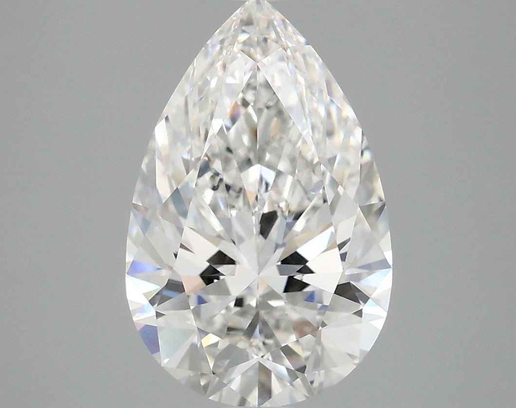 Loose Diamond - PEAR 3.1ct E VVS2: Loose Diamond - PEAR 3.1ct E VVS2 Source: This is a real non-mined Diamond that has been grown in a lab Shape: PEAR Carats: 3.1 Color: E Clarity: VVS2 Certification: IGI Additional images available up