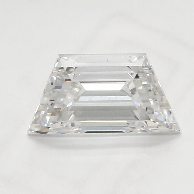 Loose Diamond - TRAPEZOID 2.26ct E VS1: Loose Diamond - TRAPEZOID 2.26ct E VS1 Source: This is a real non-mined Diamond that has been grown in a lab Shape: TRAPEZOID Carats: 2.26 Color: E Clarity: VS1 Certification: IGI Video: