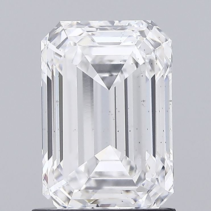 Loose Diamond - EMERALD 1.6ct D VS2: Loose Diamond - EMERALD 1.6ct D VS2 Source: This is a real non-mined Diamond that has been grown in a lab Shape: EMERALD Carats: 1.6 Color: D Clarity: VS2 Certification: IGI Video: