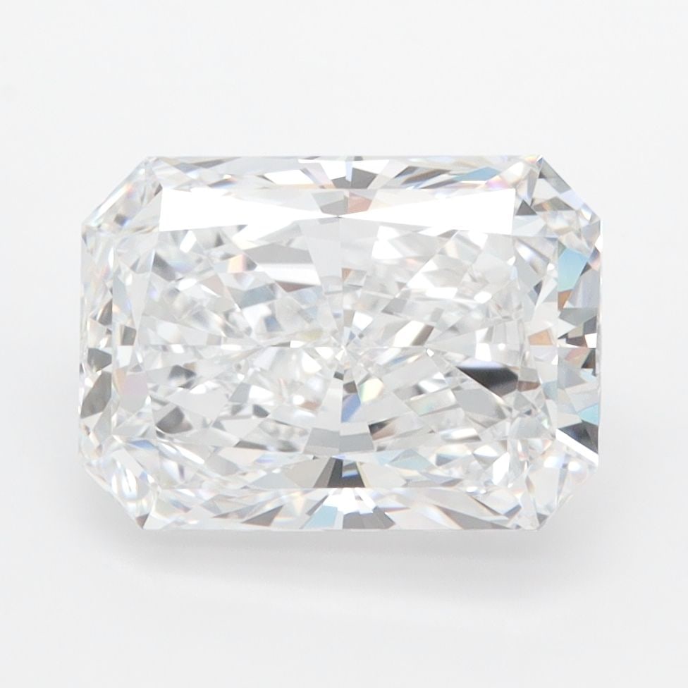 Loose Diamond - RADIANT 3.02ct D VVS1: Loose Diamond - RADIANT 3.02ct D VVS1 Source: This is a real non-mined Diamond that has been grown in a lab Shape: RADIANT Carats: 3.02 Color: D Clarity: VVS1 Certification: IGI Additional images avai