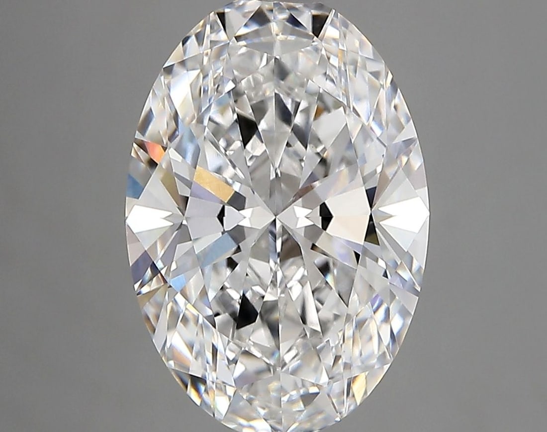 Loose Diamond - OVAL 4.32ct D VVS2: Loose Diamond - OVAL 4.32ct D VVS2 Source: This is a real non-mined Diamond that has been grown in a lab Shape: OVAL Carats: 4.32 Color: D Clarity: VVS2 Certification: IGI Video: