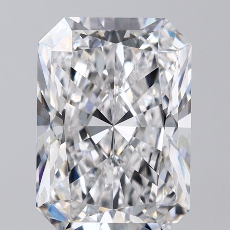 Loose Diamond - RADIANT 3.08ct E VS1: Loose Diamond - RADIANT 3.08ct E VS1 Source: This is a real non-mined Diamond that has been grown in a lab Shape: RADIANT Carats: 3.08 Color: E Clarity: VS1 Certification: GIA Video:
