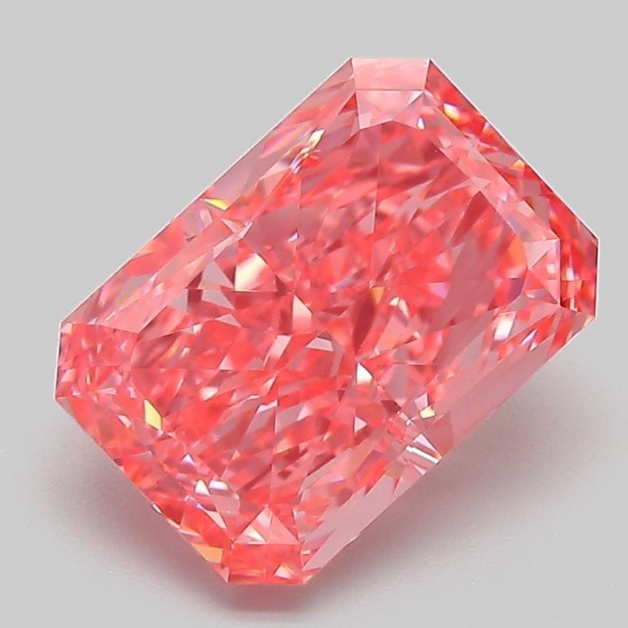 Loose Diamond - RADIANT 3.19ct Fancy Vivid Pink VVS2: Loose Diamond - RADIANT 3.19ct Fancy Vivid Pink VVS2 Source: This is a real non-mined Diamond that has been grown in a lab Shape: RADIANT Carats: 3.19 Color: Fancy Vivid Pink Certification: IGI Video: