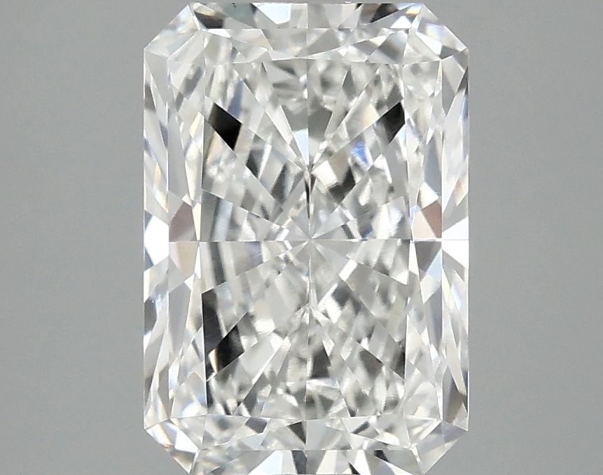 Loose Diamond - RADIANT 2.87ct F VVS2: Loose Diamond - RADIANT 2.87ct F VVS2 Source: This is a real non-mined Diamond that has been grown in a lab Shape: RADIANT Carats: 2.87 Color: F Clarity: VVS2 Certification: IGI Video:
