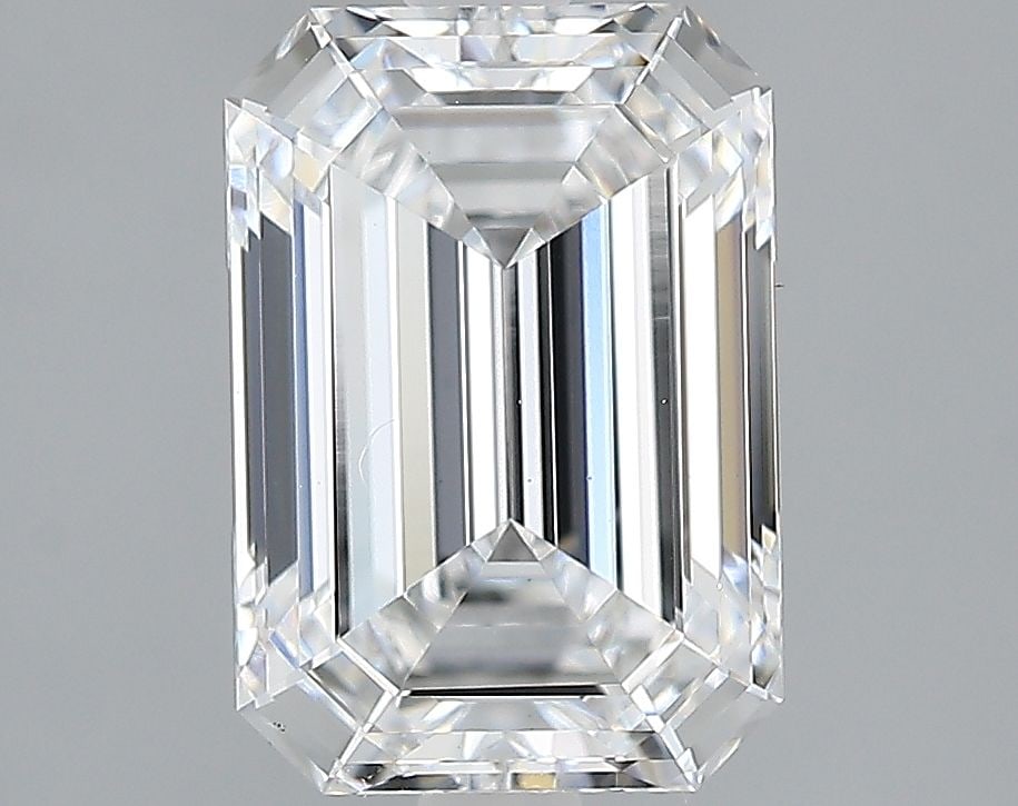 Loose Diamond - EMERALD 2.15ct D VS1: Loose Diamond - EMERALD 2.15ct D VS1 Source: This is a real non-mined Diamond that has been grown in a lab Shape: EMERALD Carats: 2.15 Color: D Clarity: VS1 Certification: IGI Video: