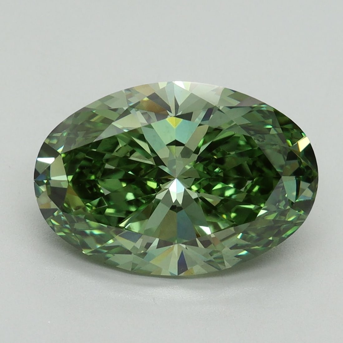 Loose Diamond - OVAL 4.07ct Fancy Vivid Green VS1: Loose Diamond - OVAL 4.07ct Fancy Vivid Green VS1 Source: This is a real non-mined Diamond that has been grown in a lab Shape: OVAL Carats: 4.07 Color: Fancy Vivid Green Certification: IGI Video:
