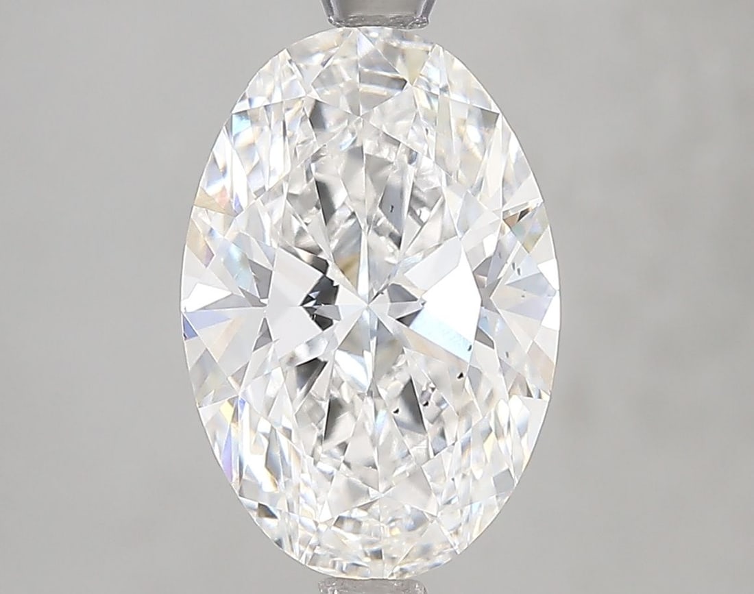 Loose Diamond - OVAL 3.07ct E SI1: Loose Diamond - OVAL 3.07ct E SI1 Source: This is a real non-mined Diamond that has been grown in a lab Shape: OVAL Carats: 3.07 Color: E Clarity: SI1 Certification: IGI Video: