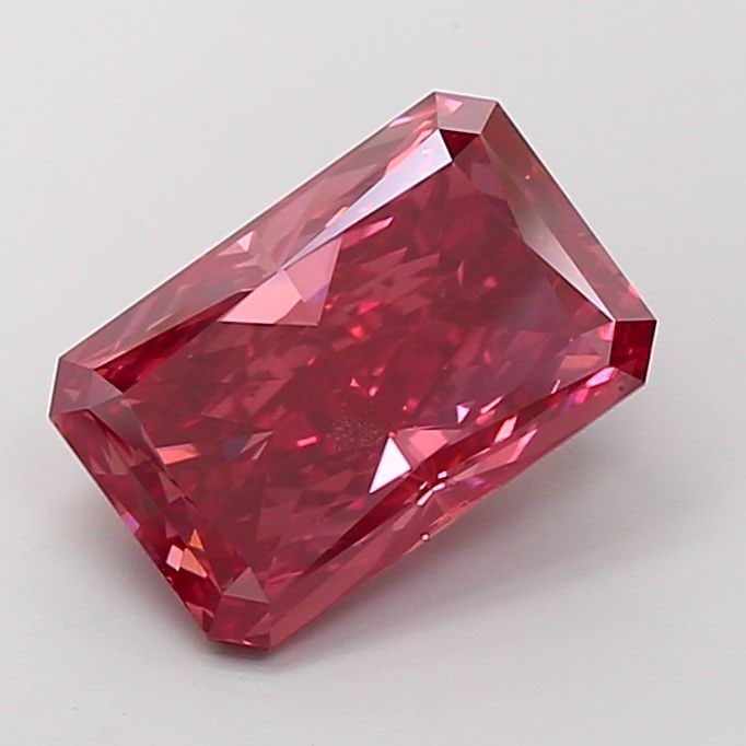 Loose Diamond - RADIANT 6.35ct Fancy Vivid Red VVS2: Loose Diamond - RADIANT 6.35ct Fancy Vivid Red VVS2 Source: This is a real non-mined Diamond that has been grown in a lab Shape: RADIANT Carats: 6.35 Color: Fancy Vivid Red Certification: NONE Video: