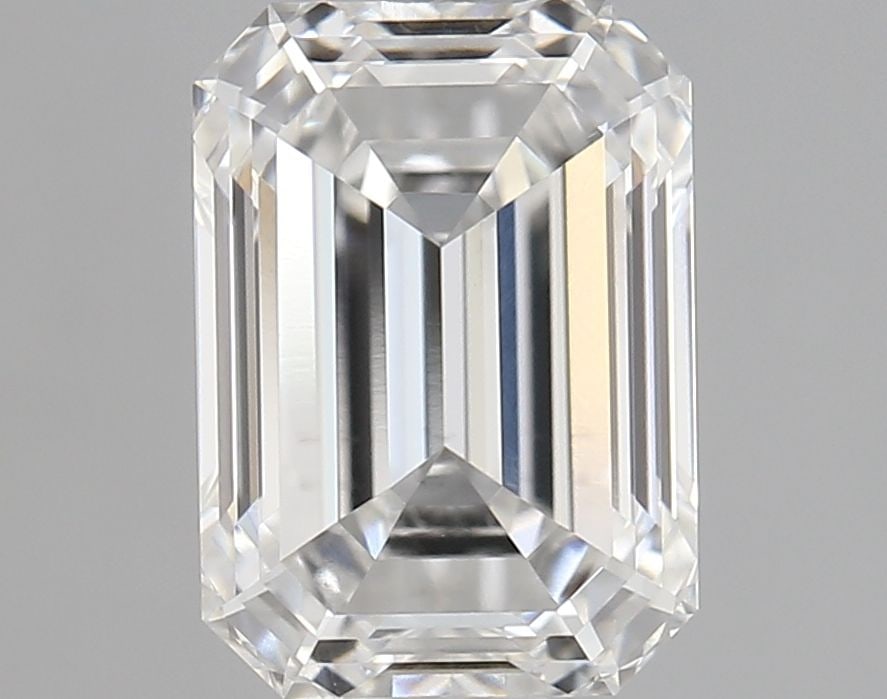 Loose Diamond - EMERALD 1.86ct E VS1: Loose Diamond - EMERALD 1.86ct E VS1 Source: This is a real non-mined Diamond that has been grown in a lab Shape: EMERALD Carats: 1.86 Color: E Clarity: VS1 Certification: IGI Video: