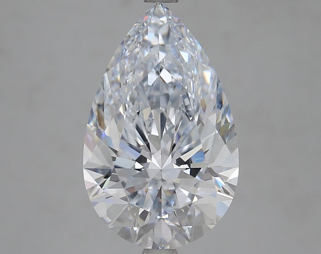 Loose Diamond - PEAR 5.02ct H VS1: Loose Diamond - PEAR 5.02ct H VS1 Source: This is a real non-mined Diamond that has been grown in a lab Shape: PEAR Carats: 5.02 Color: H Clarity: VS1 Certification: IGI Additional images available