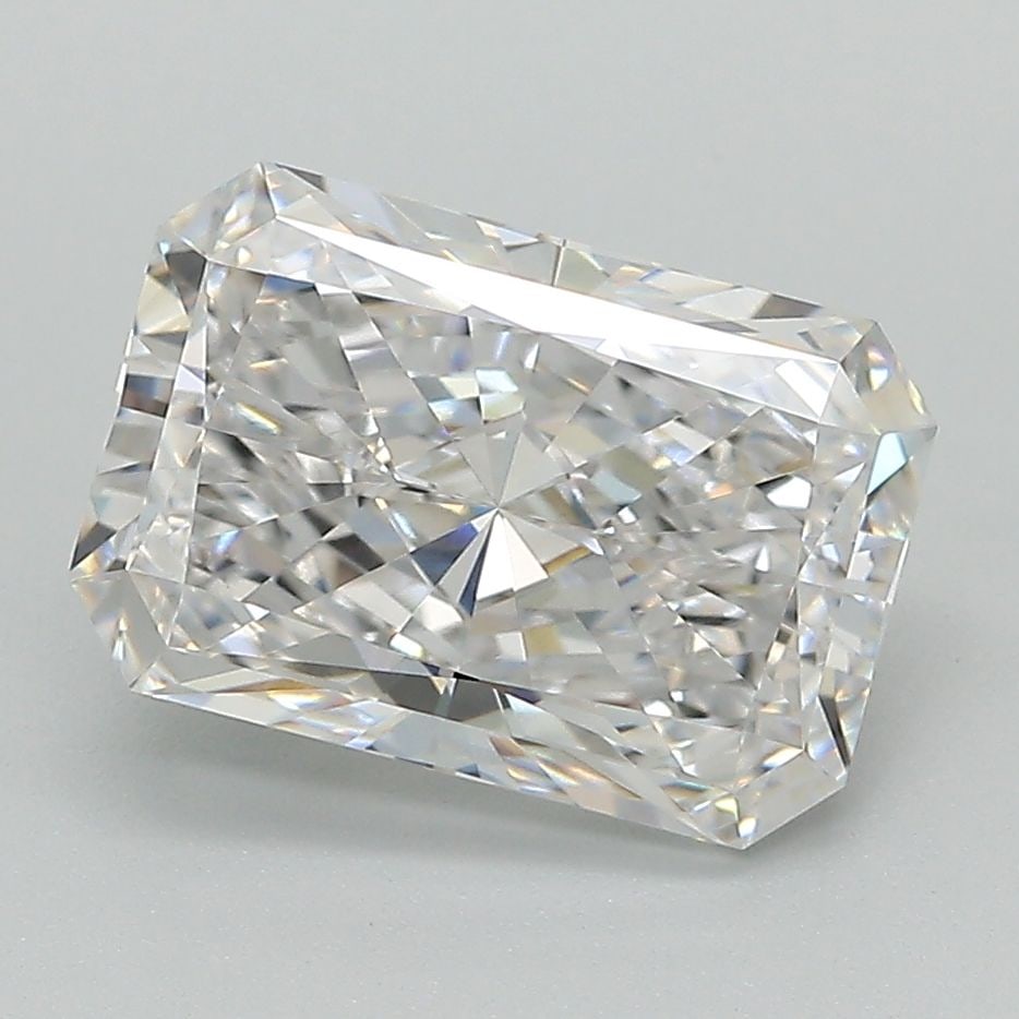 Loose Diamond - RADIANT 3.03ct E VVS2: Loose Diamond - RADIANT 3.03ct E VVS2 Source: This is a real non-mined Diamond that has been grown in a lab Shape: RADIANT Carats: 3.03 Color: E Clarity: VVS2 Certification: GIA Video: