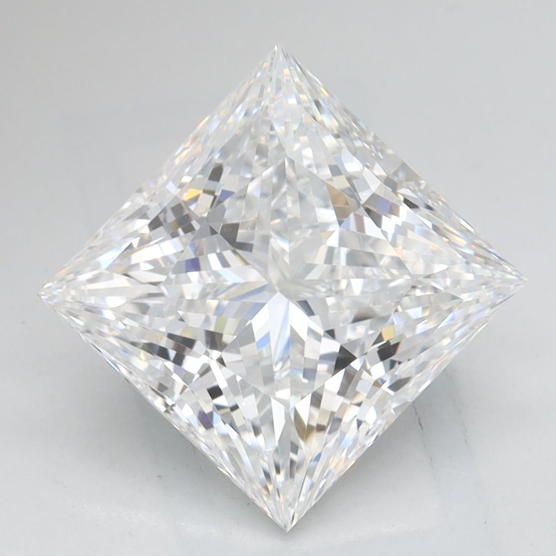 Loose Diamond - PRINCESS 3.13ct D IF: Loose Diamond - PRINCESS 3.13ct D IF Source: This is a real non-mined Diamond that has been grown in a lab Shape: PRINCESS Carats: 3.13 Color: D Clarity: IF Certification: GCAL Video: