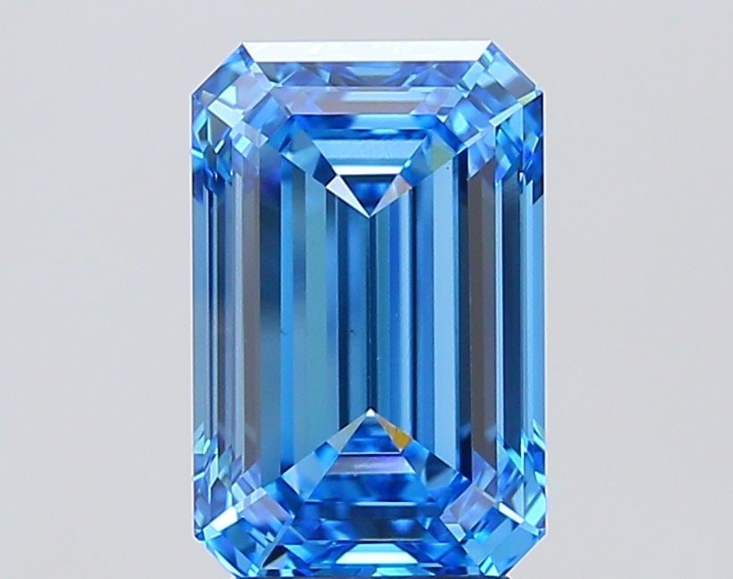 Loose Diamond - EMERALD 4.06ct Fancy Vivid Blue VS1: Loose Diamond - EMERALD 4.06ct Fancy Vivid Blue VS1 Source: This is a real non-mined Diamond that has been grown in a lab Shape: EMERALD Carats: 4.06 Color: Fancy Vivid Blue Certification: IGI Video: