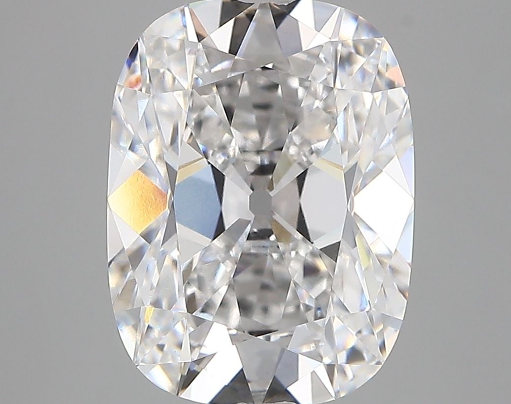 Loose Diamond - CUSHION MODIFIED 4.29ct D VVS2: Loose Diamond - CUSHION MODIFIED 4.29ct D VVS2 Source: This is a real non-mined Diamond that has been grown in a lab Shape: CUSHION MODIFIED Carats: 4.29 Color: D Clarity: VVS2 Certification: IGI Vide