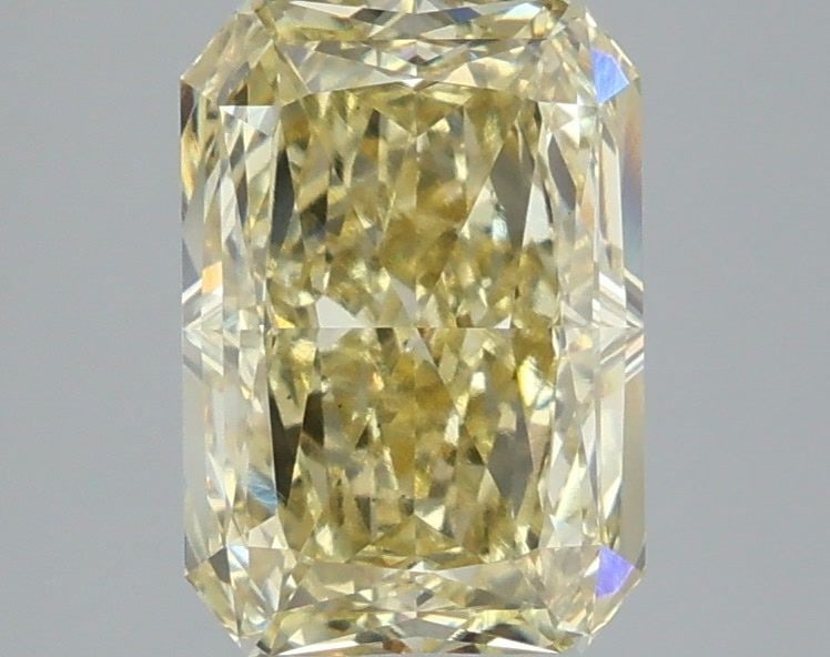 Loose Diamond - RADIANT 3.07ct Fancy Yellow VS1: Loose Diamond - RADIANT 3.07ct Fancy Yellow VS1 Source: This is a real non-mined Diamond that has been grown in a lab Shape: RADIANT Carats: 3.07 Color: Fancy Yellow Certification: IGI Video: