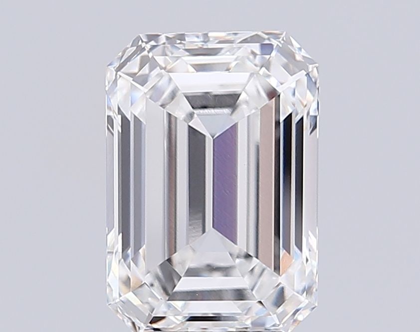 Loose Diamond - EMERALD 5.03ct E VVS2: Loose Diamond - EMERALD 5.03ct E VVS2 Source: This is a real non-mined Diamond that has been grown in a lab Shape: EMERALD Carats: 5.03 Color: E Clarity: VVS2 Certification: IGI Video: