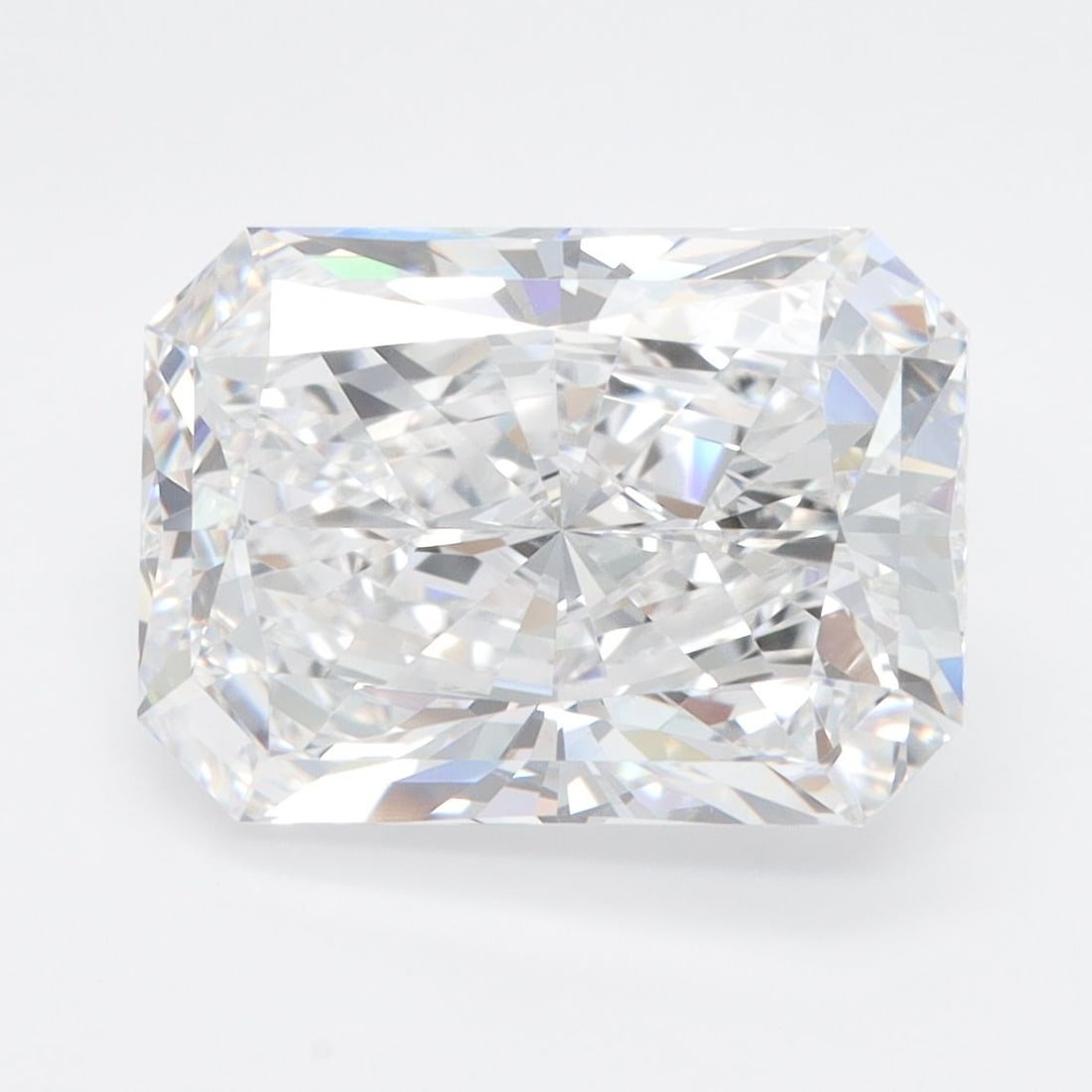Loose Diamond - RADIANT 5.1ct D VVS1: Loose Diamond - RADIANT 5.1ct D VVS1 Source: This is a real non-mined Diamond that has been grown in a lab Shape: RADIANT Carats: 5.1 Color: D Clarity: VVS1 Certification: GIA Video: