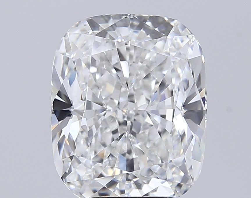 Loose Diamond - CUSHION MODIFIED 6.26ct E VVS2: Loose Diamond - CUSHION MODIFIED 6.26ct E VVS2 Source: This is a real non-mined Diamond that has been grown in a lab Shape: CUSHION MODIFIED Carats: 6.26 Color: E Clarity: VVS2 Certification: IGI Vide