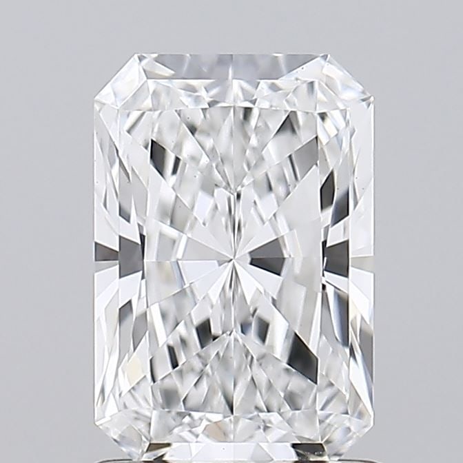 Loose Diamond - RADIANT 0.53ct D VS1: Loose Diamond - RADIANT 0.53ct D VS1 Source: This is a real non-mined Diamond that has been grown in a lab Shape: RADIANT Carats: 0.53 Color: D Clarity: VS1 Certification: IGI Video:
