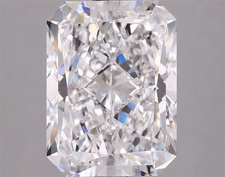 Loose Diamond - RADIANT 1.34ct D VVS2: Loose Diamond - RADIANT 1.34ct D VVS2 Source: This is a real non-mined Diamond that has been grown in a lab Shape: RADIANT Carats: 1.34 Color: D Clarity: VVS2 Certification: IGI Video:
