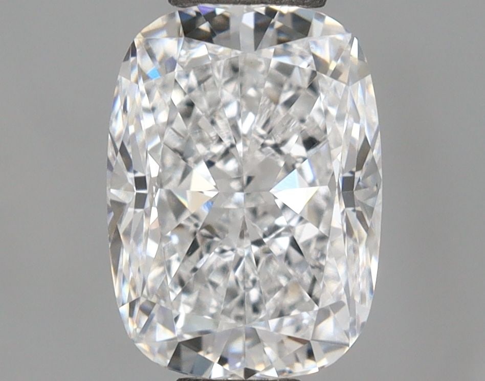 Loose Diamond - CUSHION BRILLIANT 1.16ct E VVS2: Loose Diamond - CUSHION BRILLIANT 1.16ct E VVS2 Source: This is a real non-mined Diamond that has been grown in a lab Shape: CUSHION BRILLIANT Carats: 1.16 Color: E Clarity: VVS2 Certification: IGI Vi