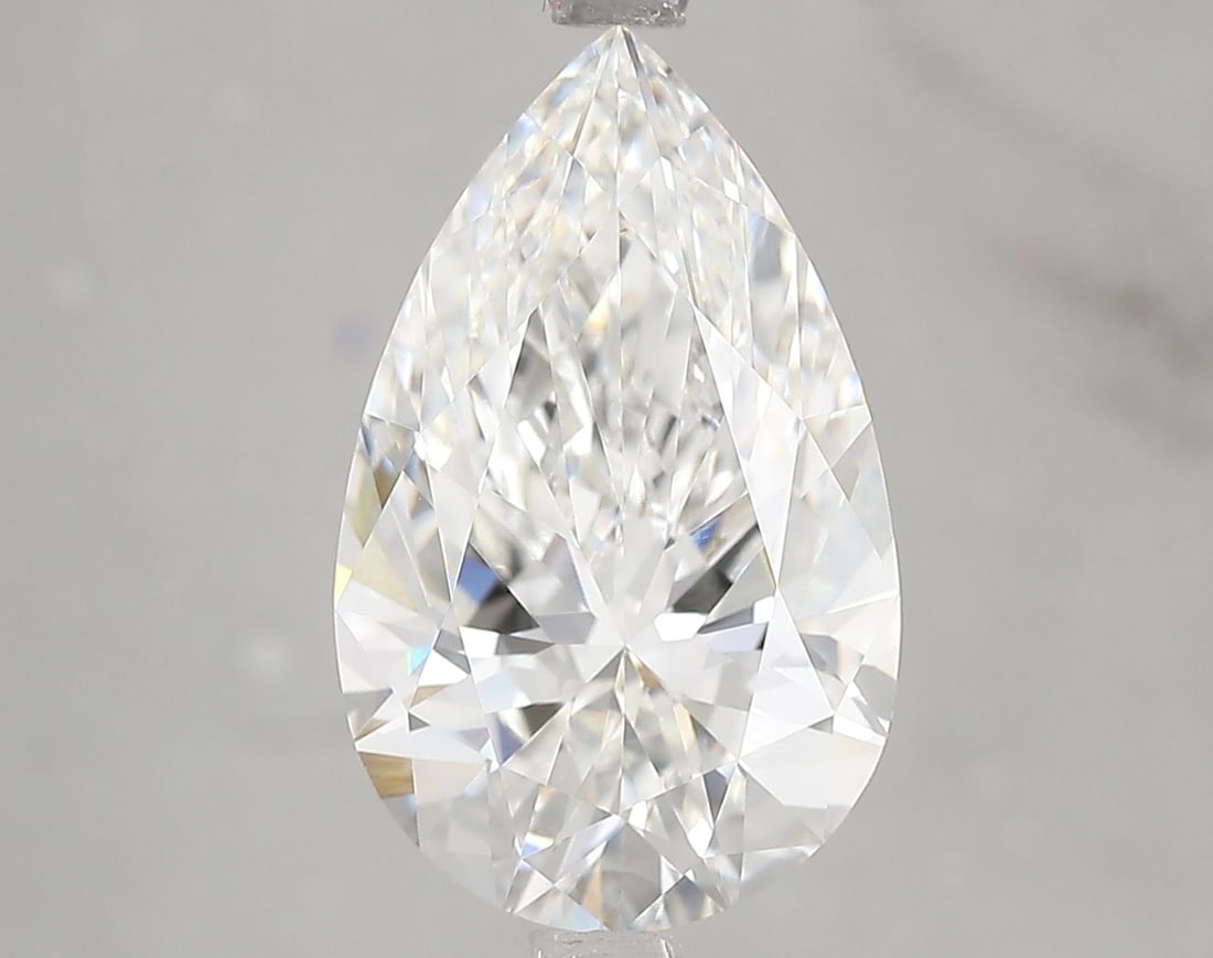 Loose Diamond - PEAR 2.08ct E VVS1: Loose Diamond - PEAR 2.08ct E VVS1 Source: This is a real non-mined Diamond that has been grown in a lab Shape: PEAR Carats: 2.08 Color: E Clarity: VVS1 Certification: IGI Video: