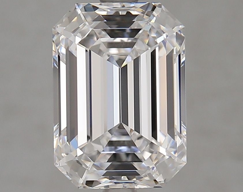 Loose Diamond - EMERALD 3.02ct F VVS2: Loose Diamond - EMERALD 3.02ct F VVS2 Source: This is a real non-mined Diamond that has been grown in a lab Shape: EMERALD Carats: 3.02 Color: F Clarity: VVS2 Certification: GIA Video: