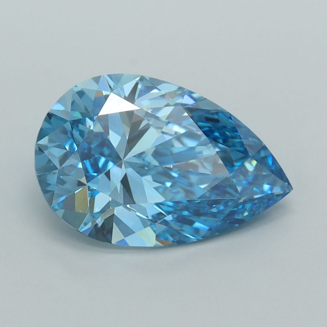Loose Diamond - PEAR 2.93ct Fancy Vivid Blue VVS2: Loose Diamond - PEAR 2.93ct Fancy Vivid Blue VVS2 Source: This is a real non-mined Diamond that has been grown in a lab Shape: PEAR Carats: 2.93 Color: Fancy Vivid Blue Certification: IGI Video:
