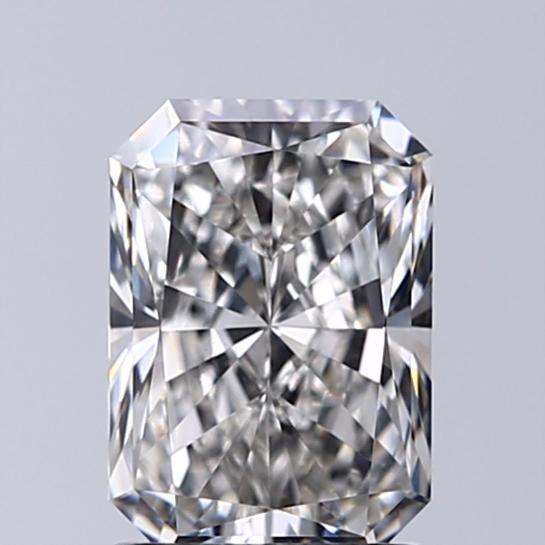 Loose Diamond - RADIANT 1.5ct G VS1: Loose Diamond - RADIANT 1.5ct G VS1 Source: This is a real non-mined Diamond that has been grown in a lab Shape: RADIANT Carats: 1.5 Color: G Clarity: VS1 Certification: IGI Video: