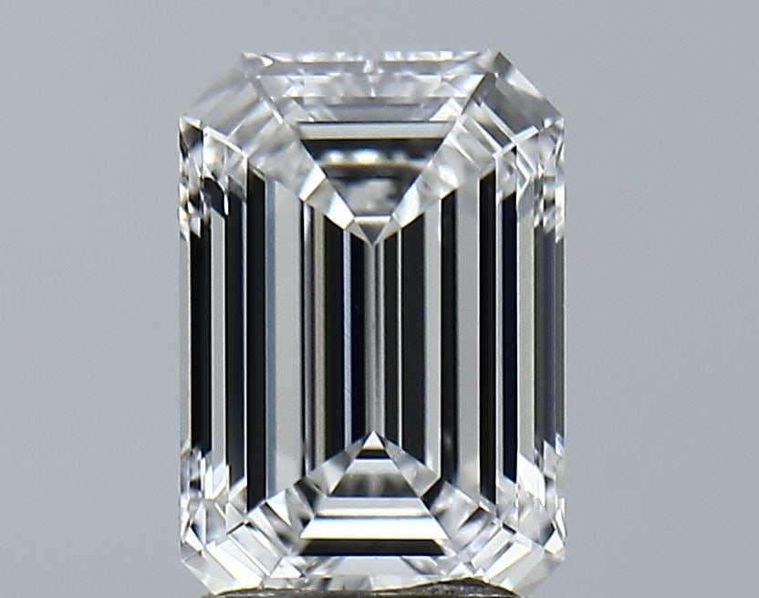 Loose Diamond - EMERALD 2.13ct E VS1: Loose Diamond - EMERALD 2.13ct E VS1 Source: This is a real non-mined Diamond that has been grown in a lab Shape: EMERALD Carats: 2.13 Color: E Clarity: VS1 Certification: GIA Video: