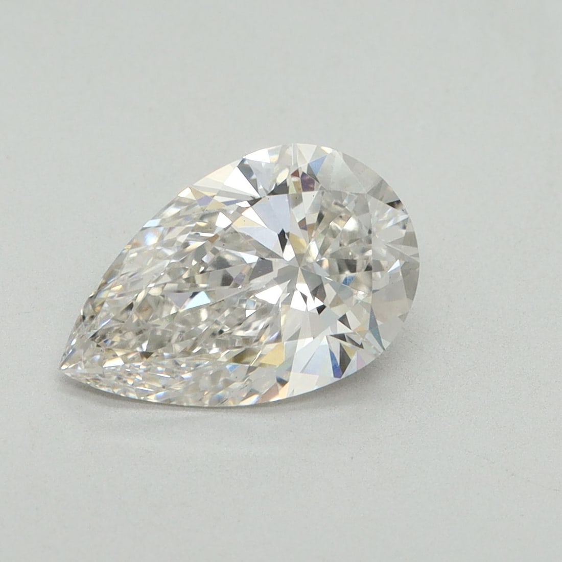 Loose Diamond - PEAR 1.81ct G VS2: Loose Diamond - PEAR 1.81ct G VS2 Source: This is a real non-mined Diamond that has been grown in a lab Shape: PEAR Carats: 1.81 Color: G Clarity: VS2 Certification: IGI Video: