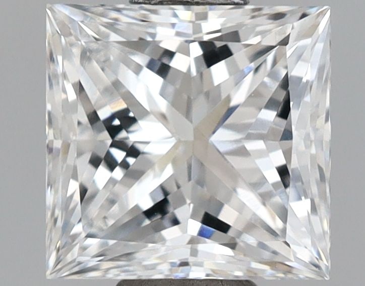 Loose Diamond - PRINCESS 1.52ct E VVS1: Loose Diamond - PRINCESS 1.52ct E VVS1 Source: This is a real non-mined Diamond that has been grown in a lab Shape: PRINCESS Carats: 1.52 Color: E Clarity: VVS1 Certification: IGI Video: