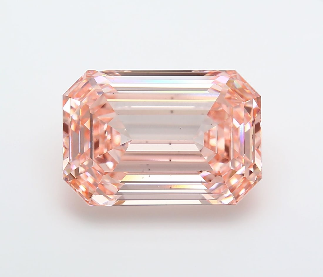 Loose Diamond - EMERALD 15.35ct Fancy Vivid Pink VS2: Loose Diamond - EMERALD 15.35ct Fancy Vivid Pink VS2 Source: This is a real non-mined Diamond that has been grown in a lab Shape: EMERALD Carats: 15.35 Color: Fancy Vivid Pink Certification: IGI Video