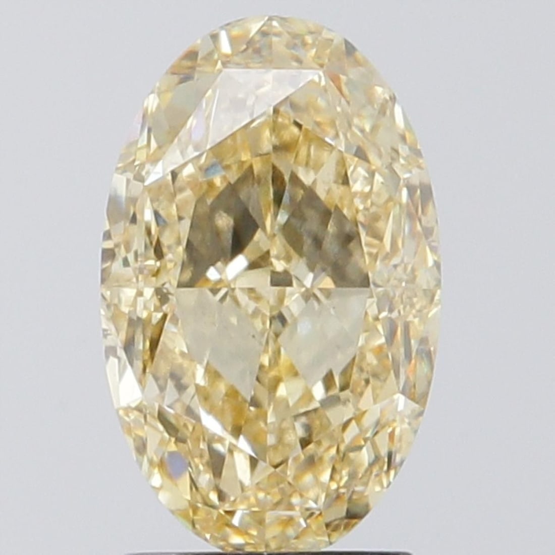 Loose Diamond - OVAL 2.76ct Fancy Intense Yellow VS1: Loose Diamond - OVAL 2.76ct Fancy Intense Yellow VS1 Source: This is a real non-mined Diamond that has been grown in a lab Shape: OVAL Carats: 2.76 Color: Fancy Intense Yellow Certification: IGI Video